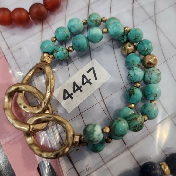 Stone stretch bracelet - Picture 4 of 12